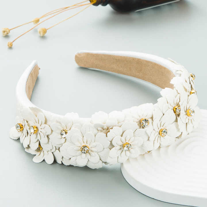 Flower Inlaid Zircon Retro Headband™