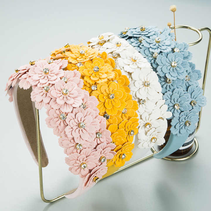 Flower Inlaid Zircon Retro Headband™